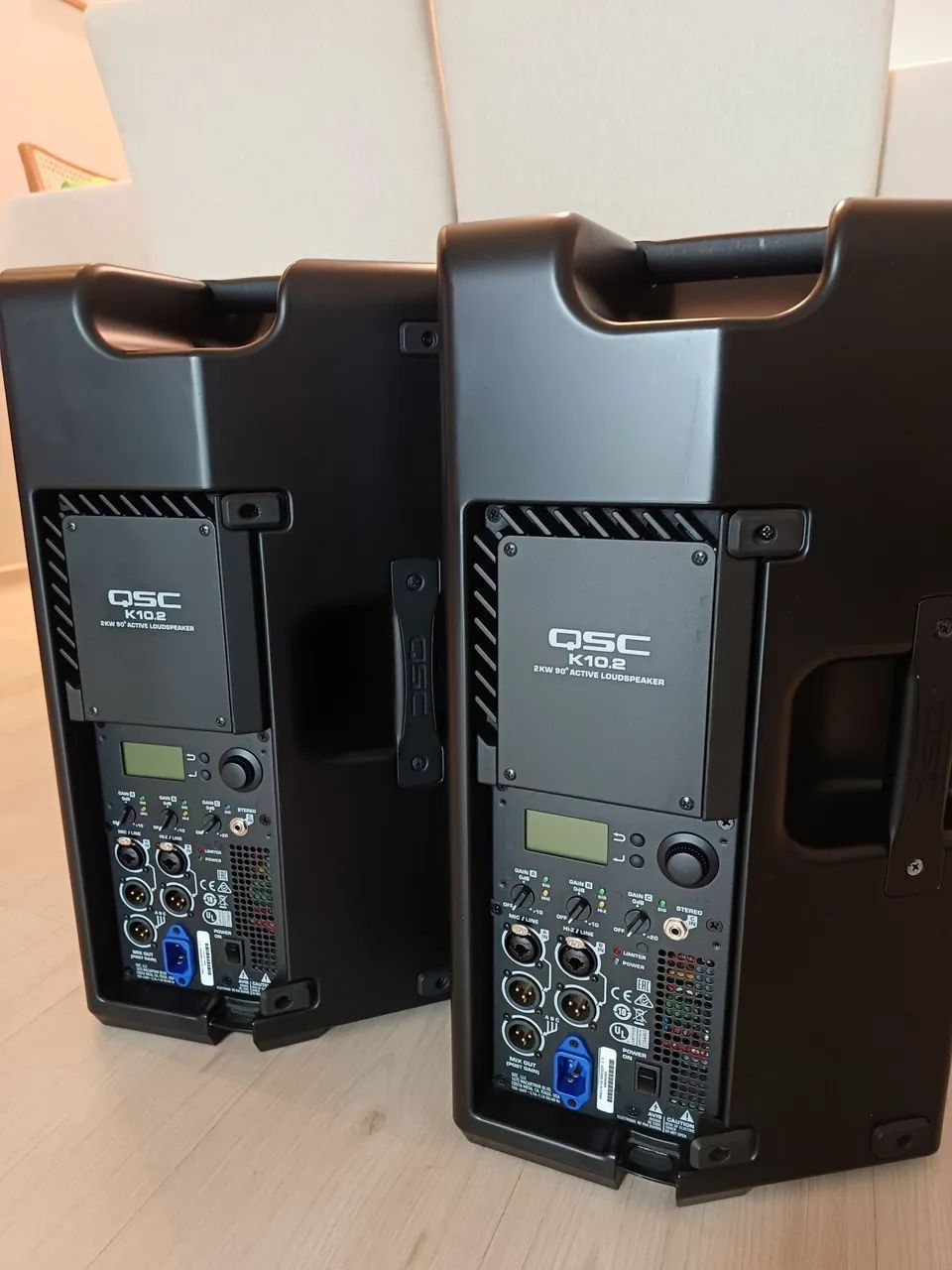 QSC K10.2 par + 2 semi-cases