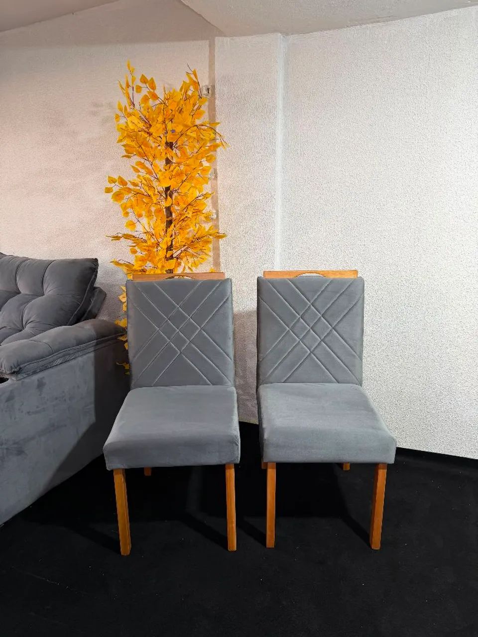 Vendo cadeiras vitória novas de fábrica  - Foto 3