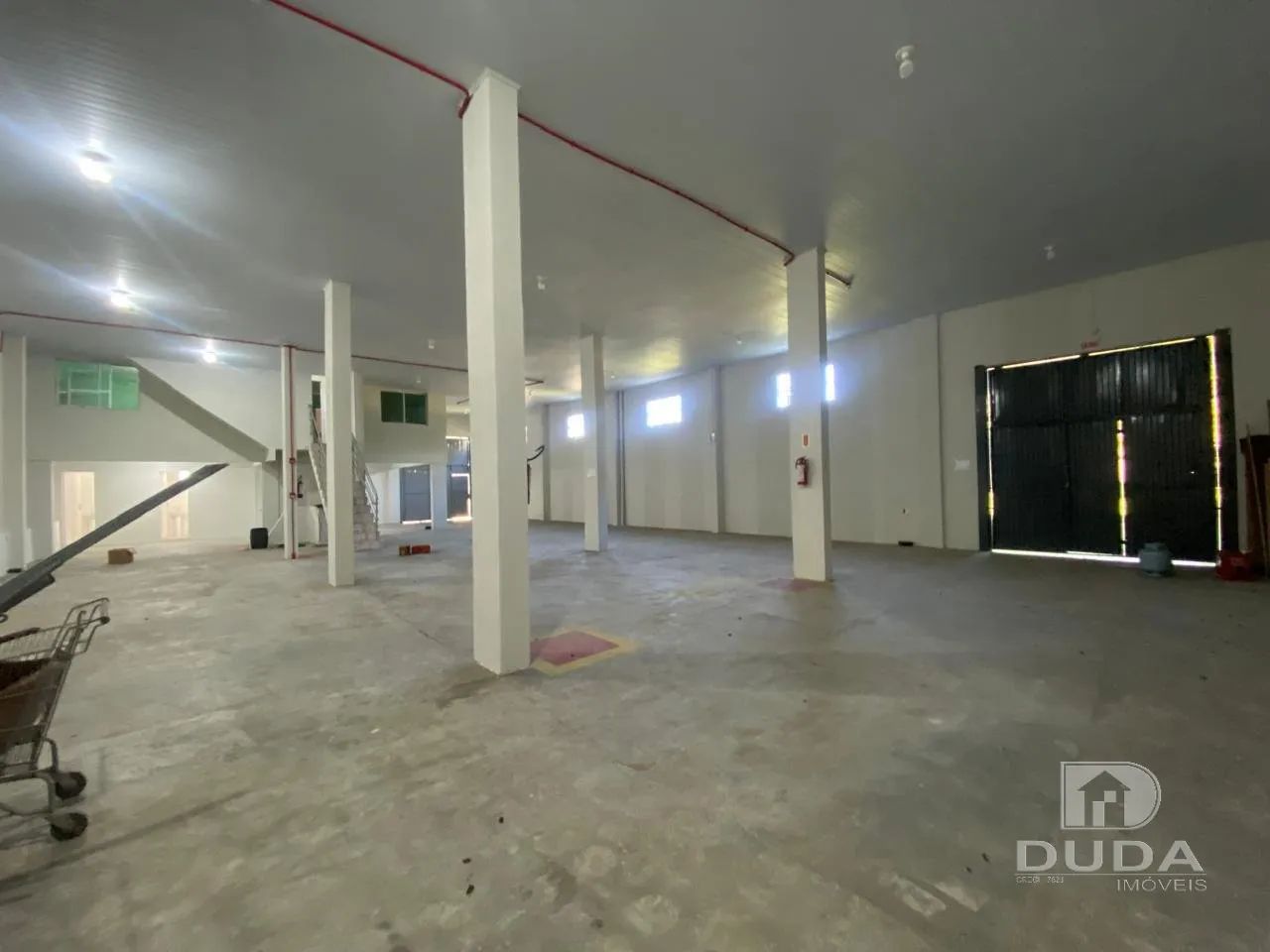 EXCELENTE SALA AO LADO DA DAC DOCES - Foto 4