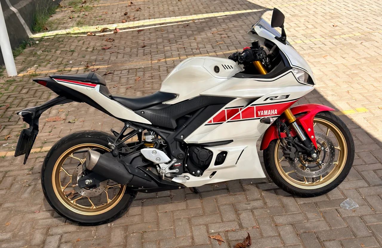 Yamaha R 3  - Foto 2