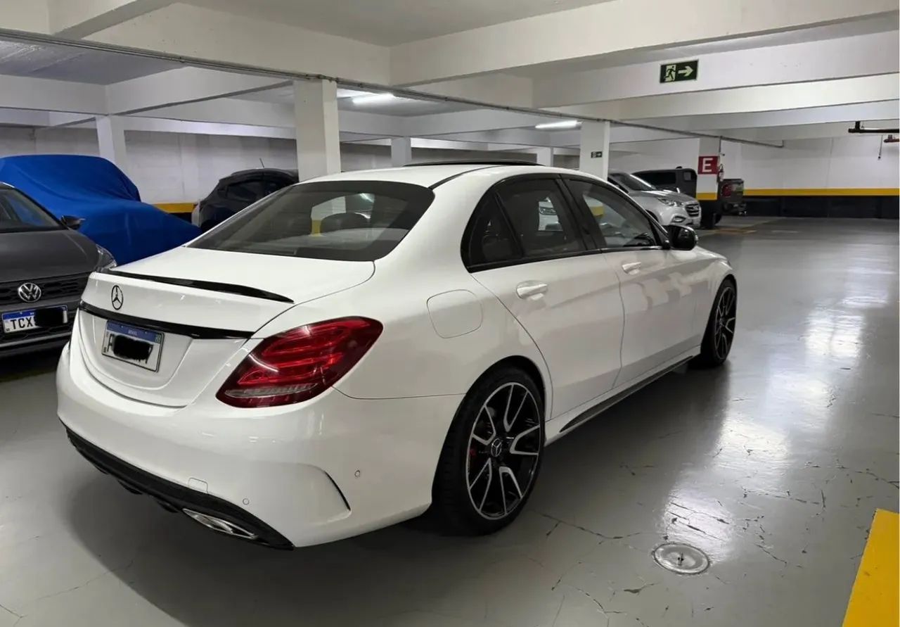 Mercedes-Benz C-250 C-250 Sport 2.0 16V 211cv Aut. 2015