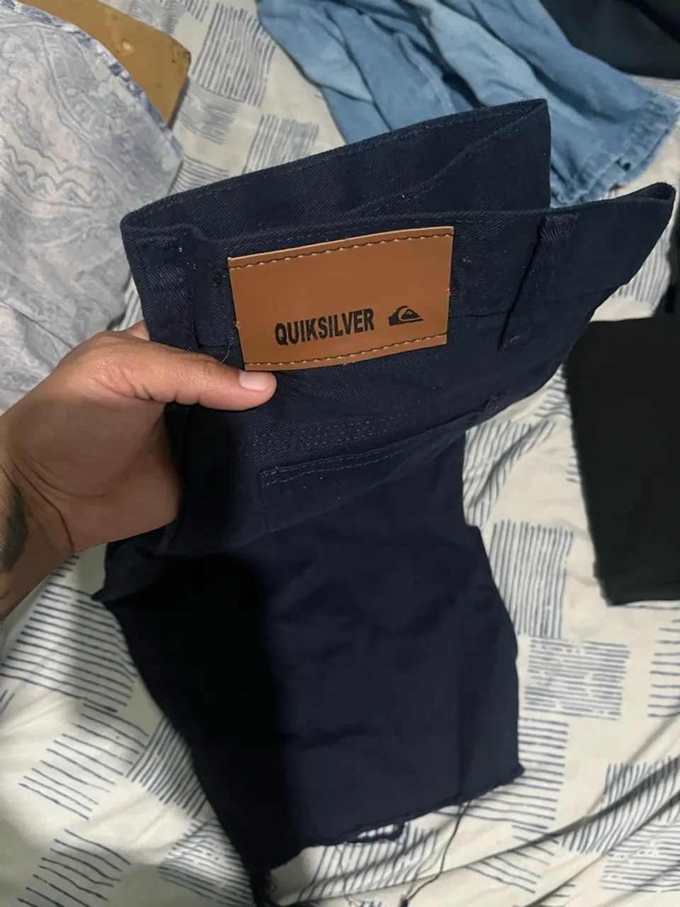 Duas bermuda jeans 40  - Foto 3