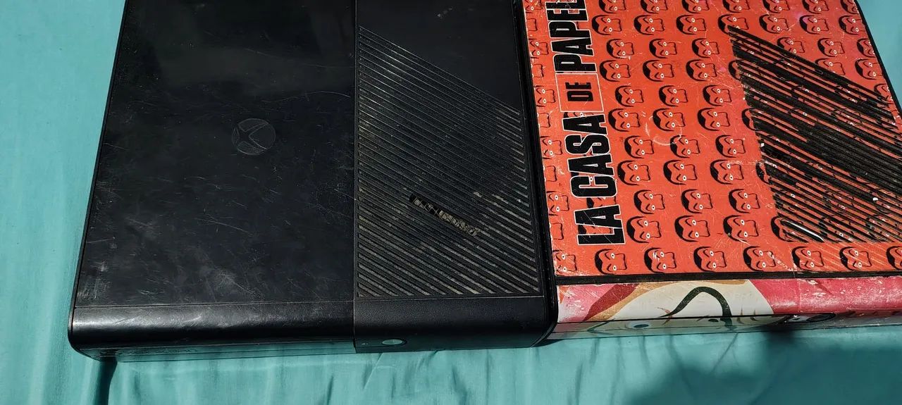 2 Xbox super slim luz vermelha 