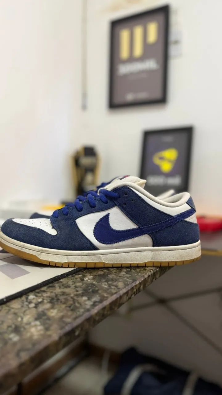 Nike SB Dunk Low "Los Angeles Dodgers" Comprado fora - Foto 2