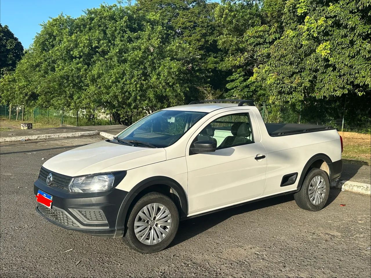 Volkswagen Saveiro Saveiro Robust 1.6 Total Flex 16V 2023