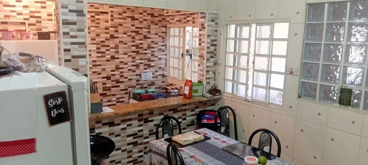 Casa e ponto comercial com boa localização, - Foto 2