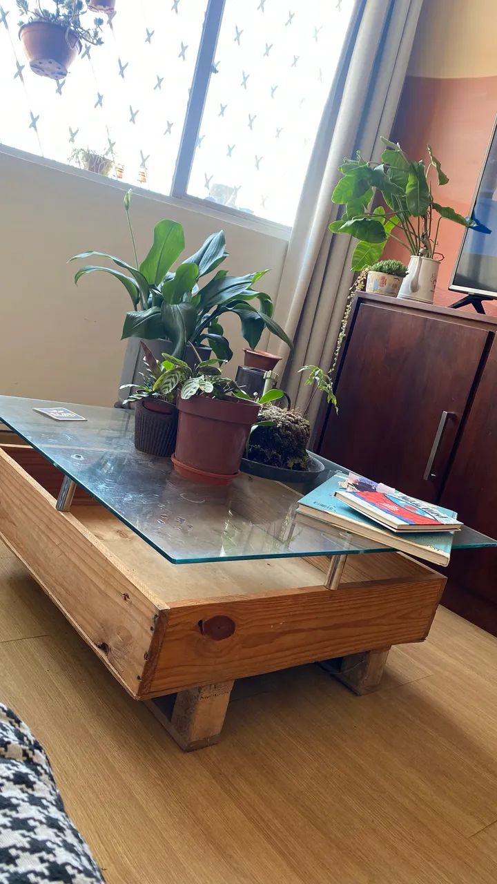 Mesa de centro com tampo de vidro e armazenamento interno - Foto 2