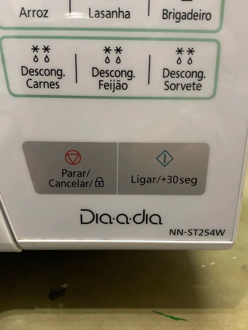 Microondas ?Dia-a-dia? Panasonic - Foto 2