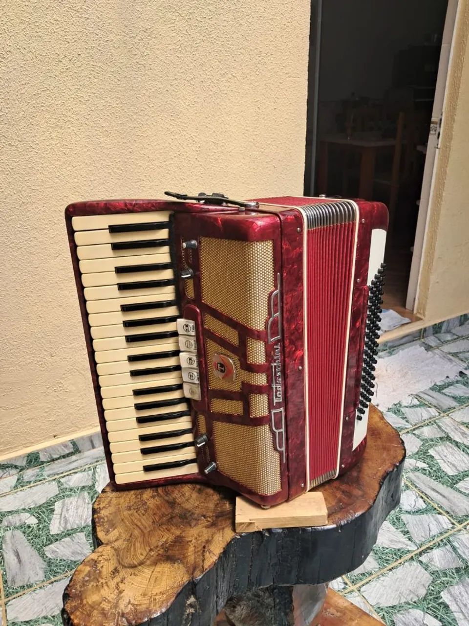 Acordeon 80 baixo todeschini  - Foto 2