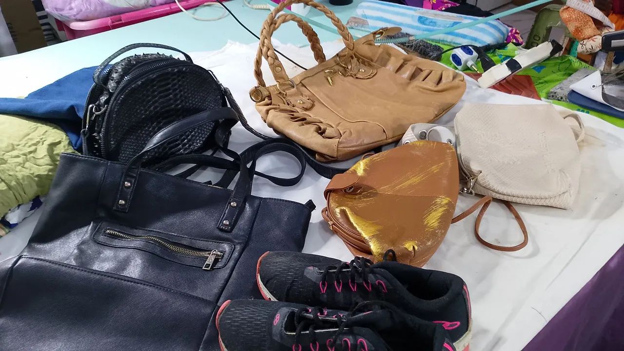 Vendo lote de bolsa para bazar