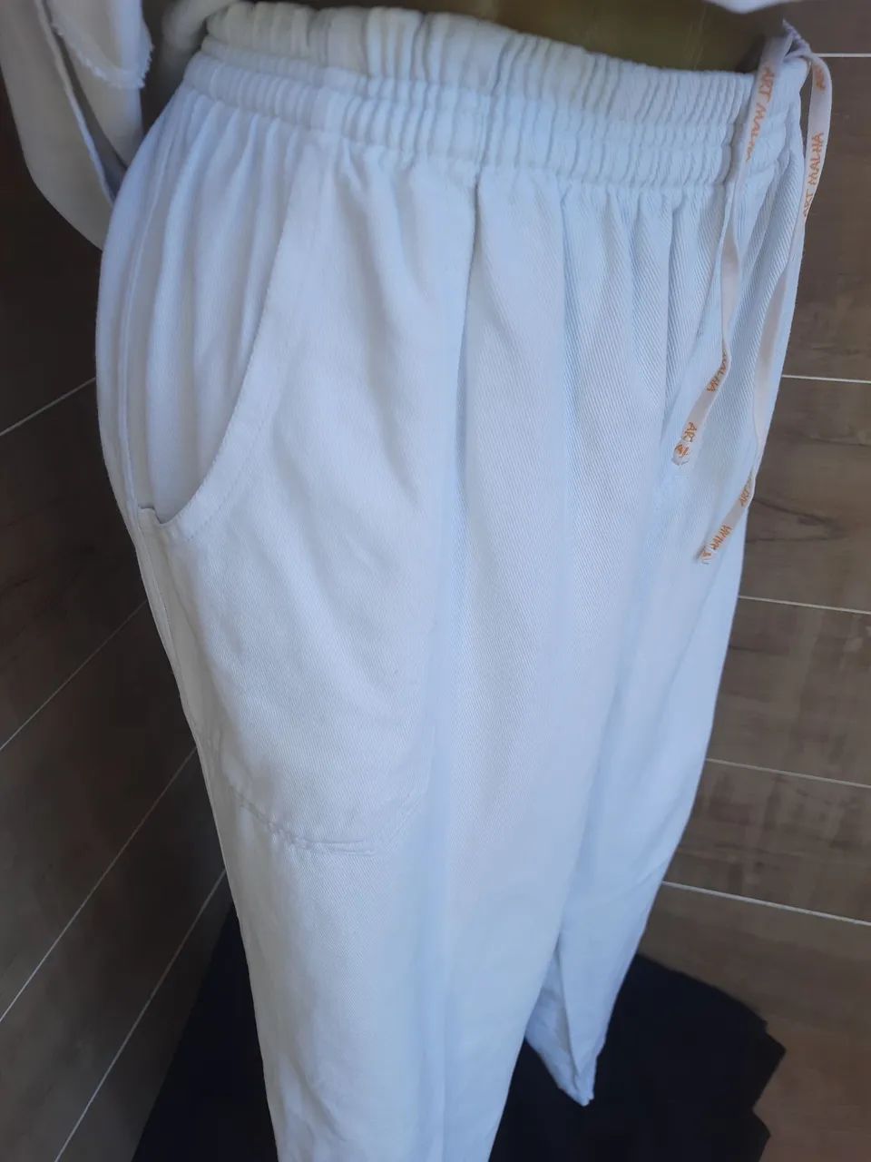 Jaleco em brim branco 100% algodão  - Foto 4