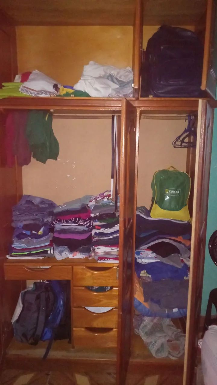 Guarda Roupa de madeira cerejeira  - Foto 2