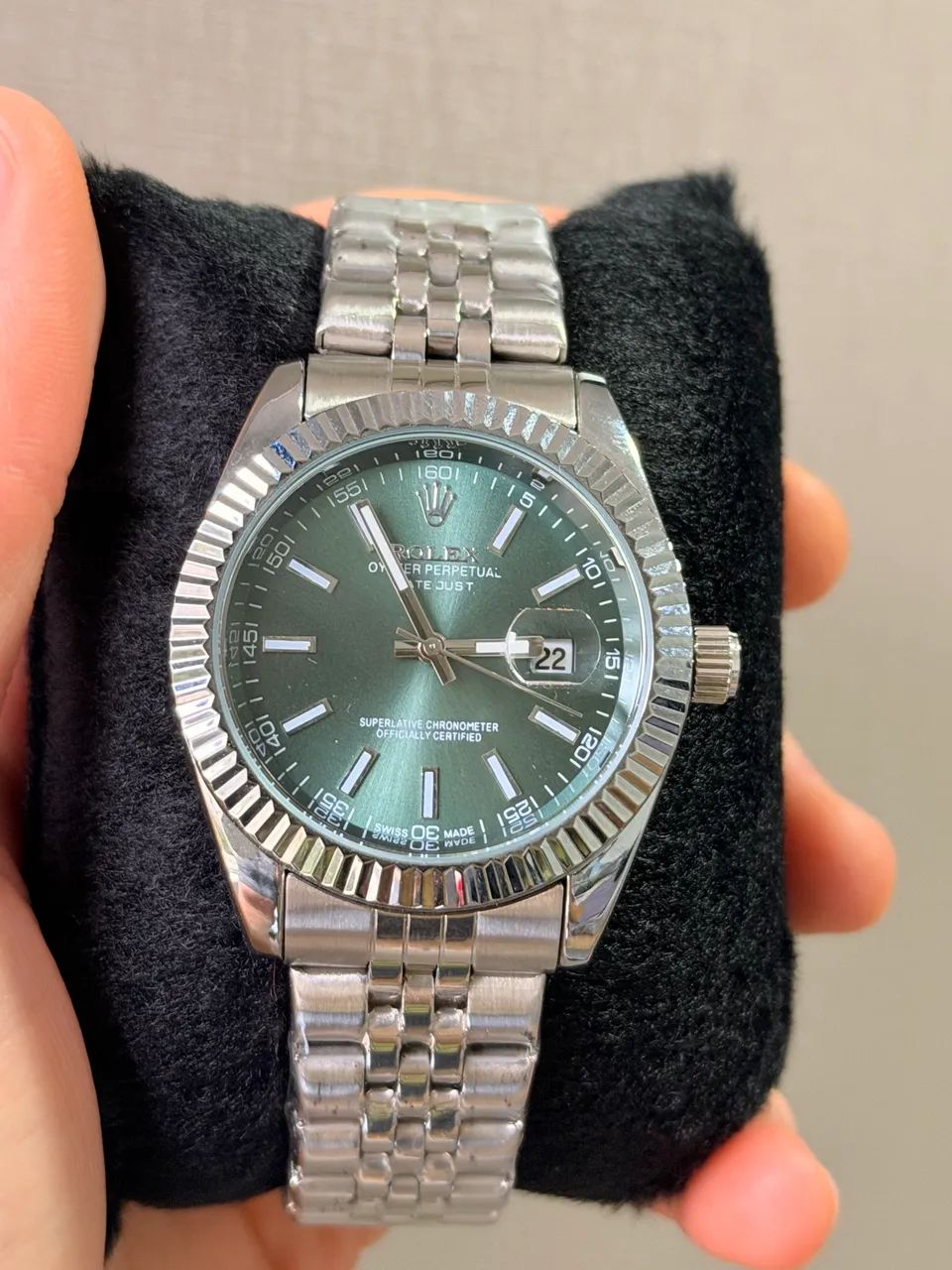 Relógio DateJust fundo verde