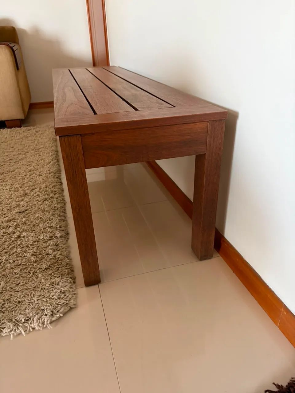 Banco em madeira maciça da Tok Stok - Foto 2