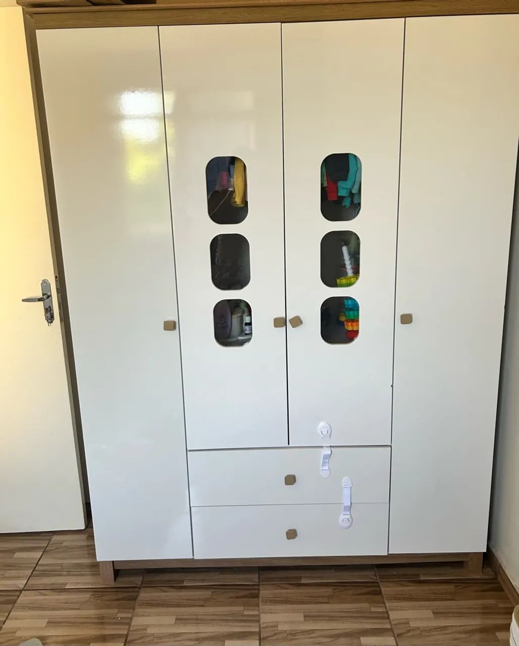 Guarda roupa infantil 