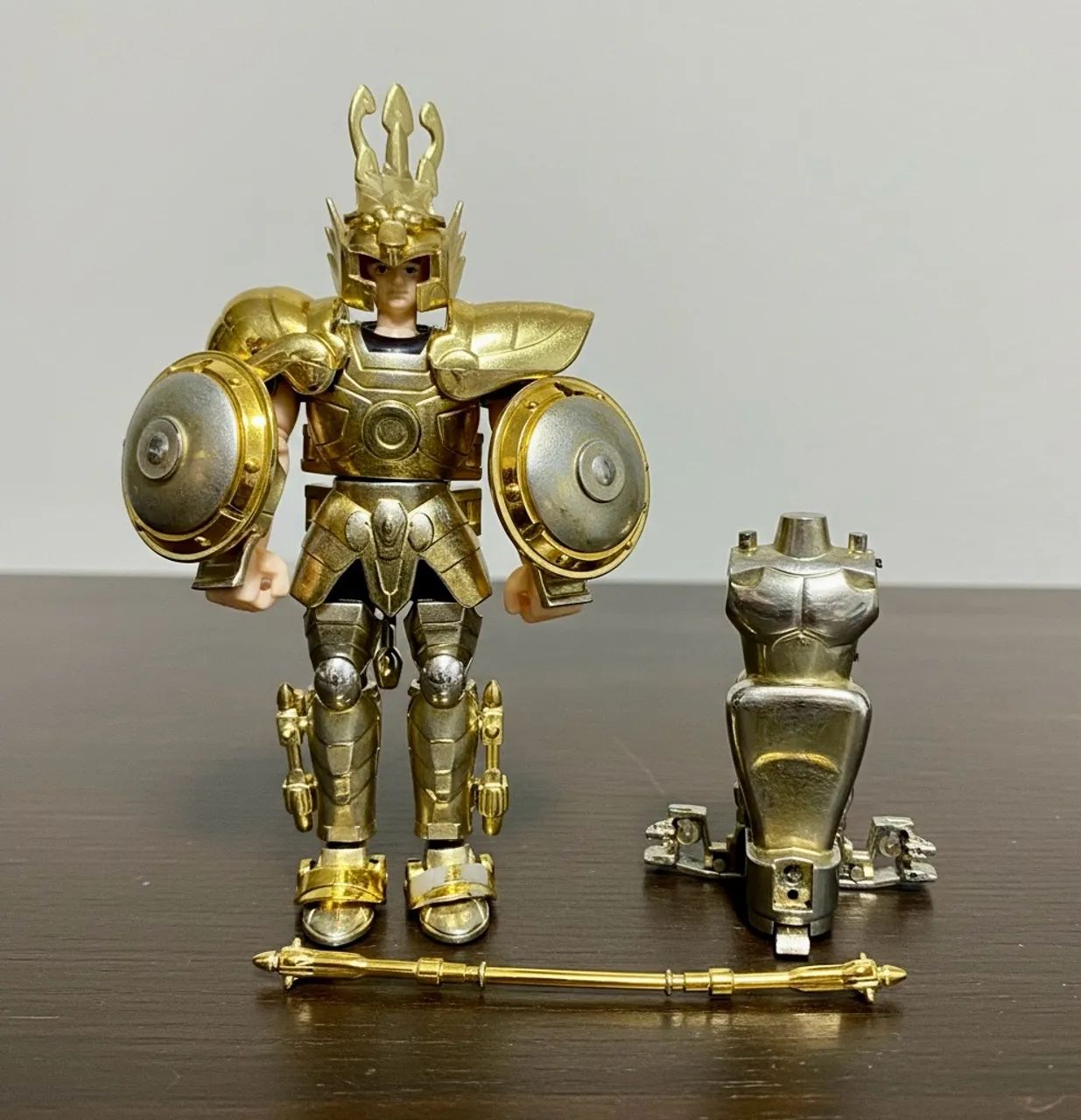 Cavaleiros do Zodíaco - Libra e Fenix V2 - Bandai JP - Brinquedos