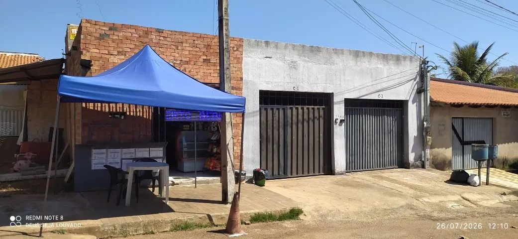 Vendo casa e barracão 