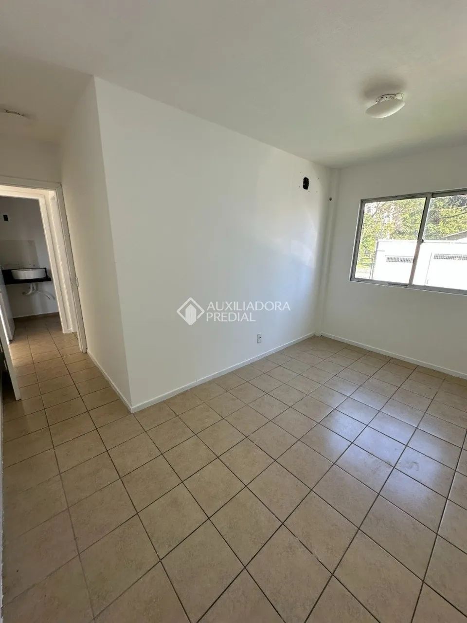 Apartamento com Sacada e Churrasqueira | 2 Quartos | Vaga de Garagem | Palhoça - Foto 4