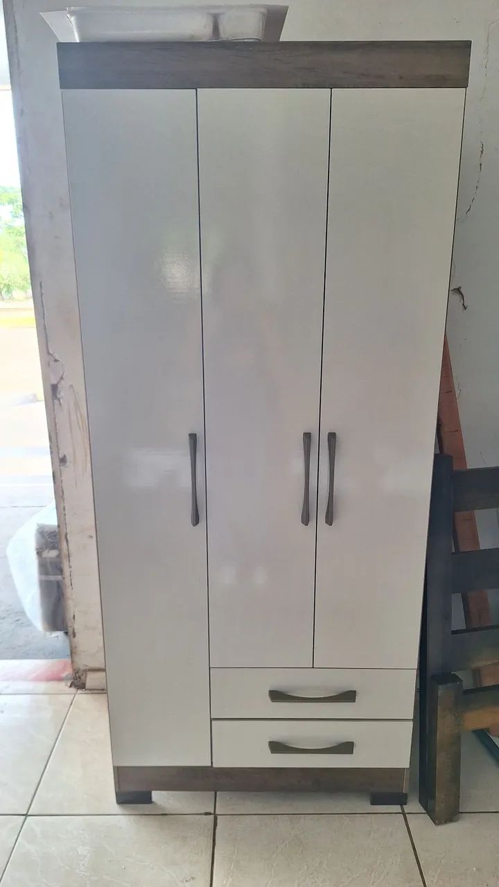Guarda roupa solteiro 