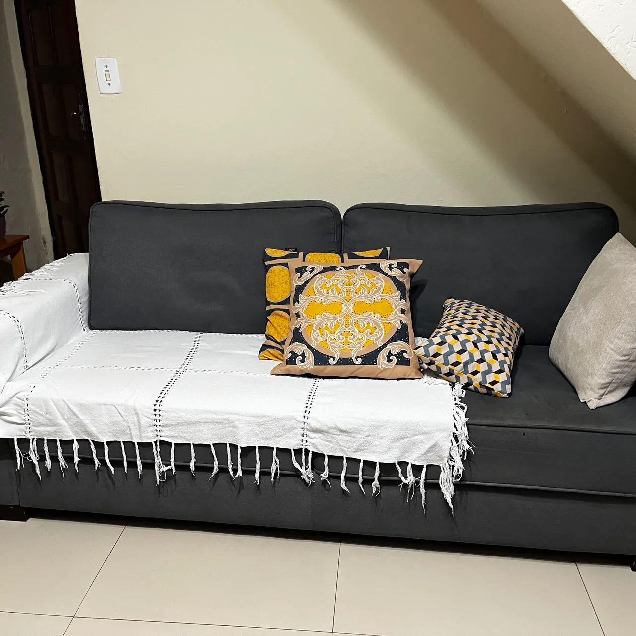 Conjunto sofá fixo 2 e 3 lugares 