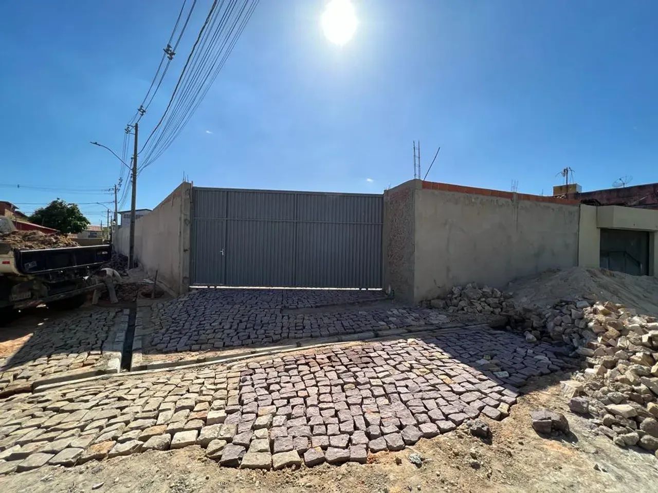 Galpão alugar no Grande Dirceu com área total de 1.520 m2, doca e pátio - Foto 3