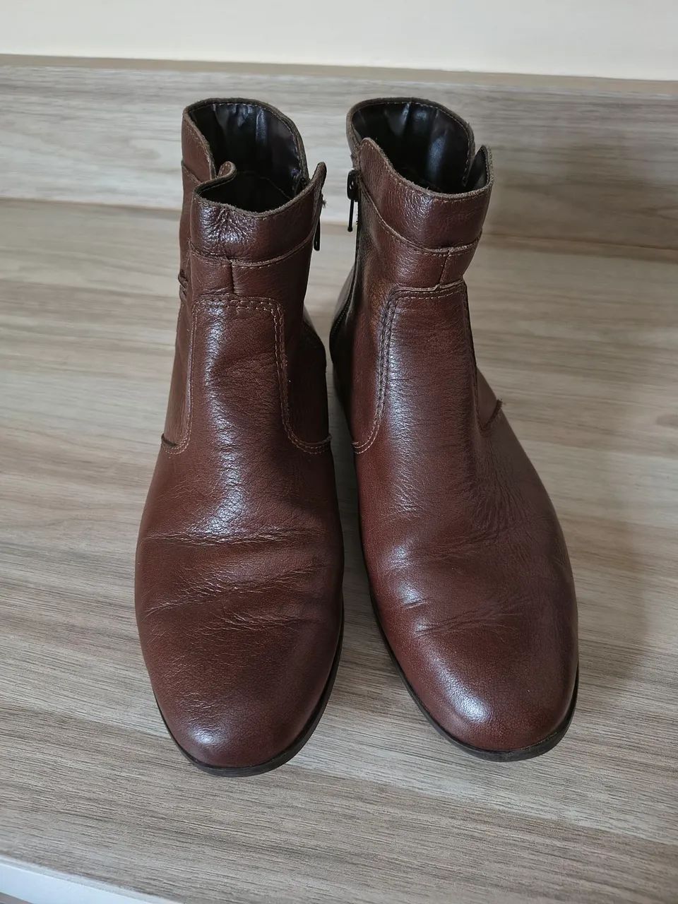 Bota couro legítimo Tam 36 - Foto 2