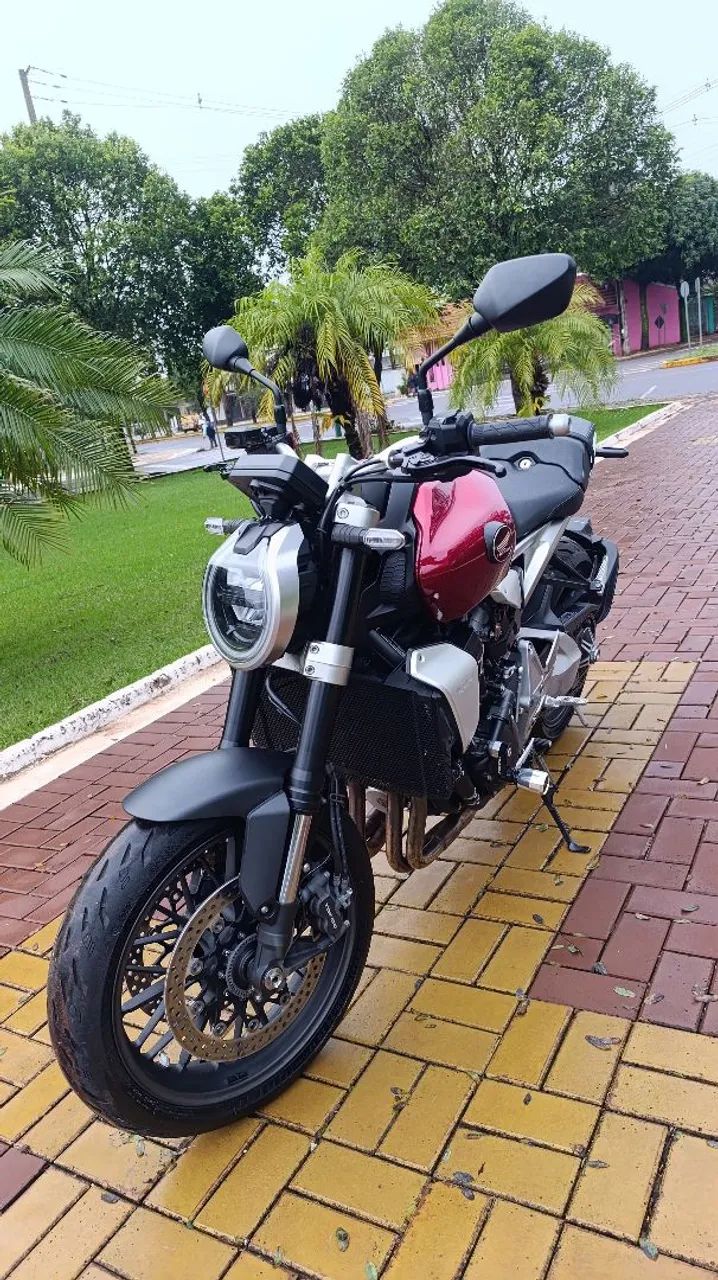 CB 1000 R - Foto 2