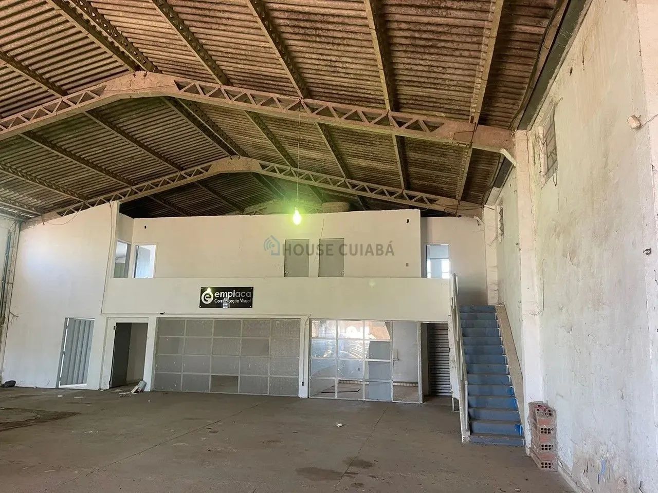 Excelente Galpão Comercial na Miguel Sutil - Foto 2