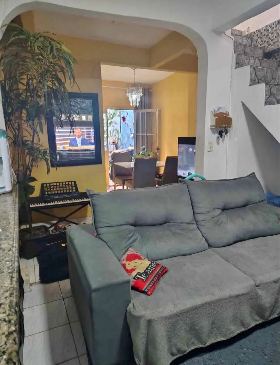 Vende-se Casa na Pedreira CF
