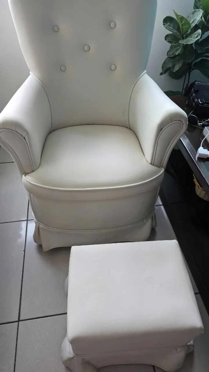 Cadeira de balanço amamentação 