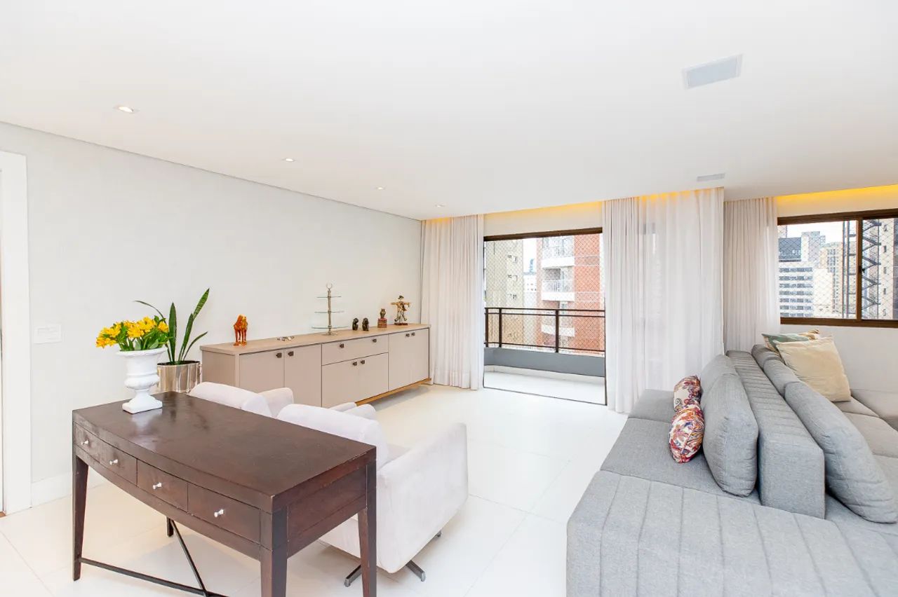 Apartamento para venda em Itaim Bibi com 4 quartos, sendo 3 suítes, 197m² - Foto 3