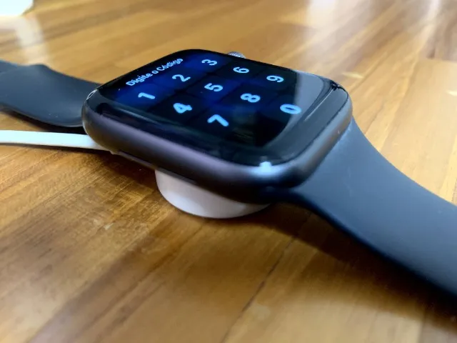 apple watch 4 44mm gps celular