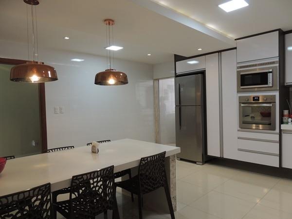 Vendo linda casa em condomínio fechado - Foto 3