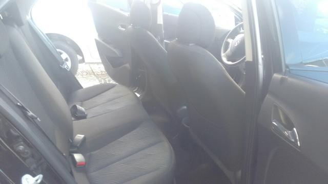 HB20 Hatch 1.6 Aut 2015 apenas 50.000 KM - Foto 9