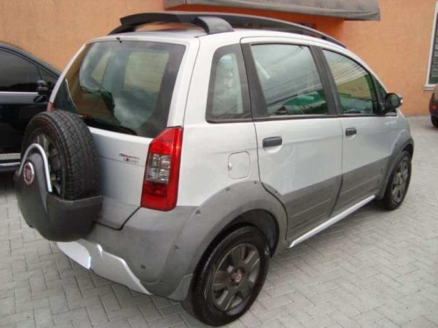 Fiat Idea 1.8 MPI Adventure Locker 4P 2010 - Foto 3