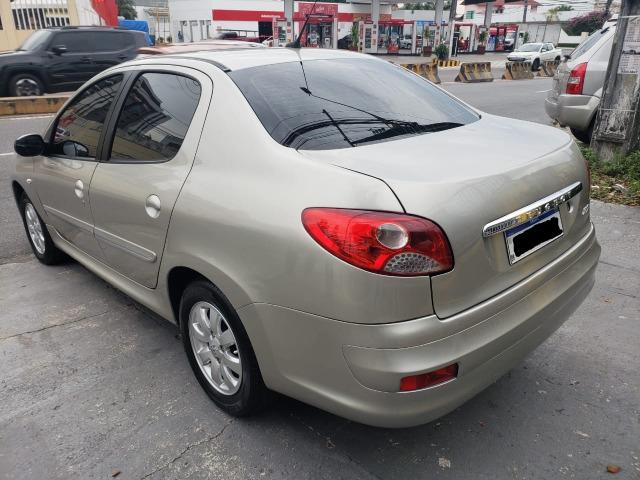 Peugeot 207 passion 1.4 ano 2013 completo 3000 de entrada - Foto 6