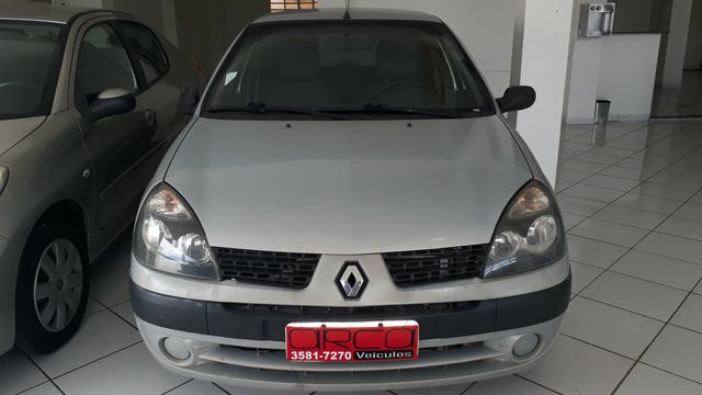 Clio 1.0 Completo - Foto 2