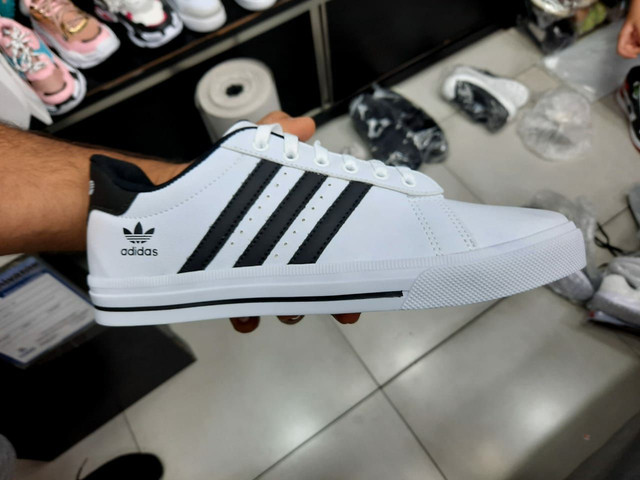 tenis adidas numero 33