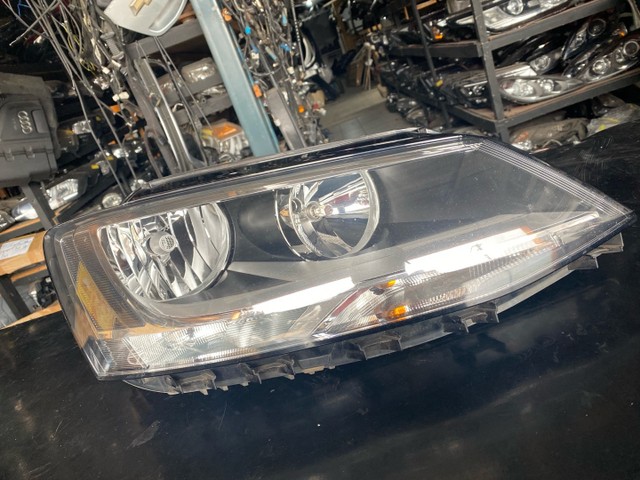 Par Farol Jetta 2011 2012 2013 2014 2015 2016 original sem detalhes Último par em estoque 