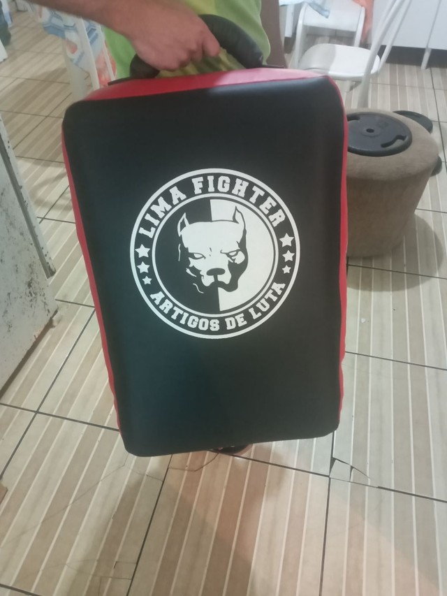 Vendo aparador de chute para treino de Muay Thai - Foto 2