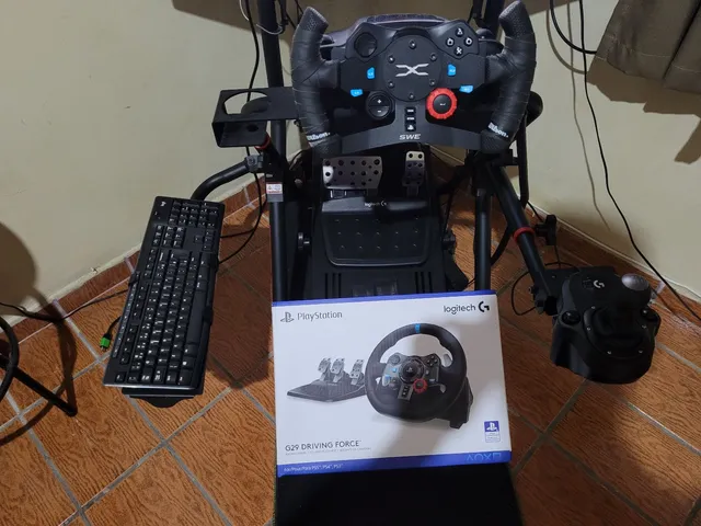 Condução de corrida simulador cockpit volante suporte para