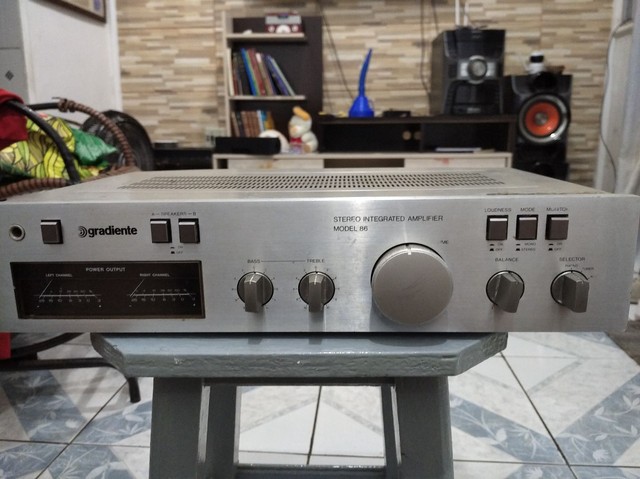 Amplificador Grandiente Modelo 86