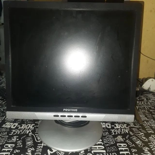 Monitor Lcd Positvo 17 black /Prata oportunidade