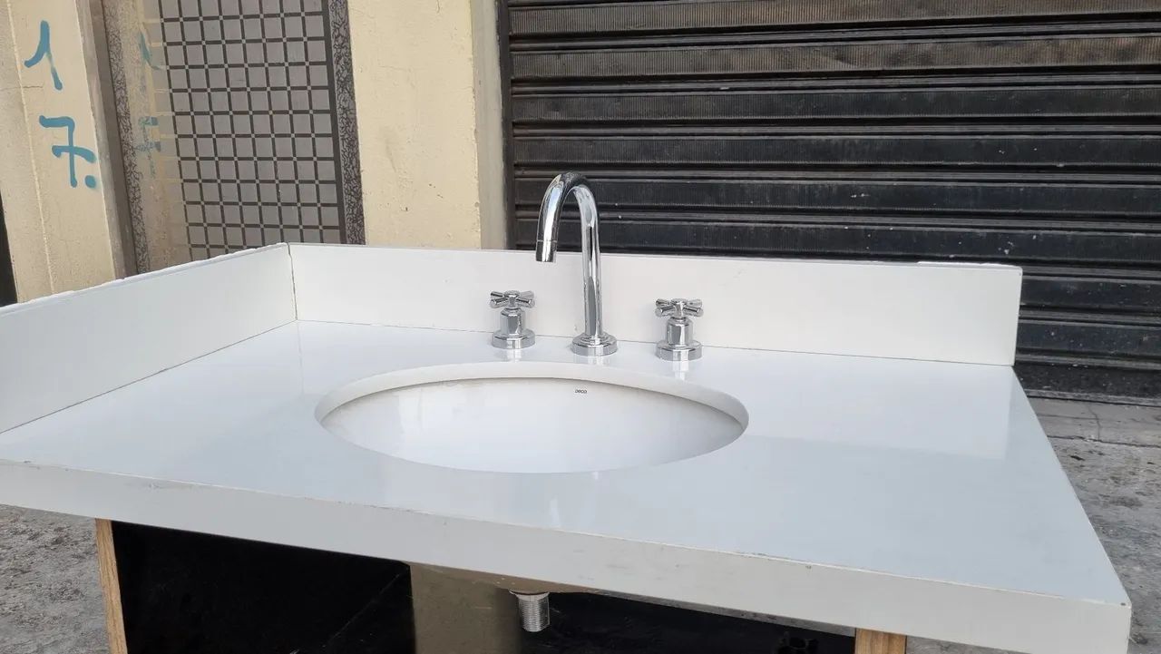 Lavatório em Quartzo Branco Cuba  Deca - Foto 2