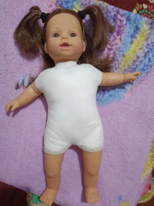 Boneca  Valéria - Escola Mundial bbra  - Foto 3