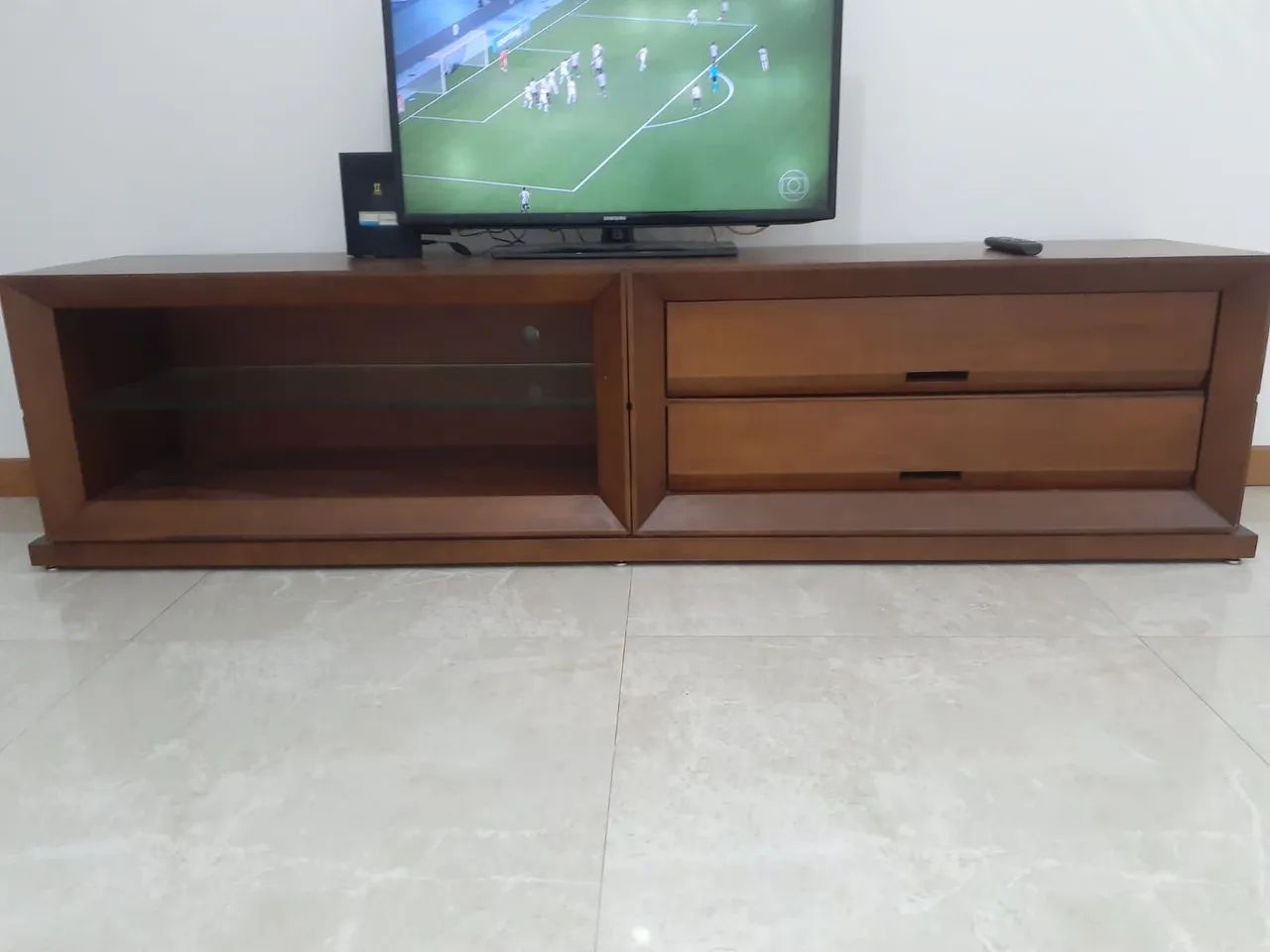 Rack para TV em madeira - Foto 4