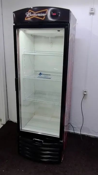 Freezer cervejeira usada 