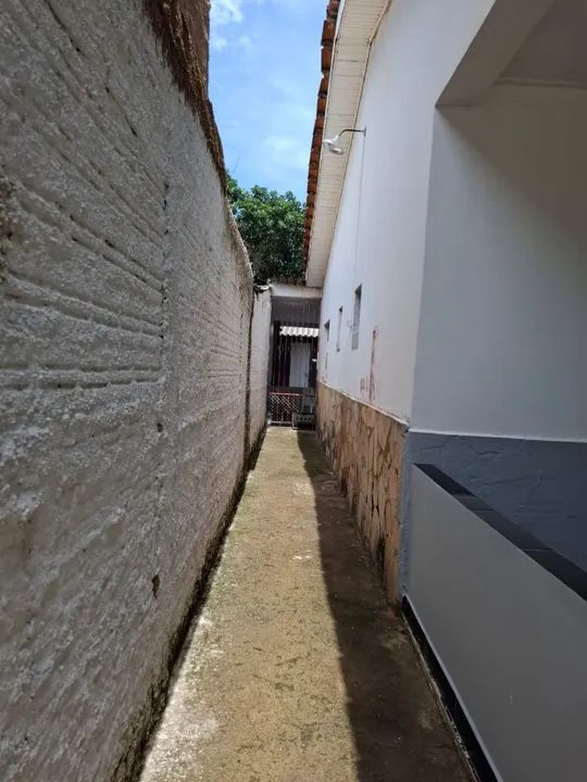 Aluga-se se um imóvel, 420m na rua Abuna, área comercial  - Foto 5