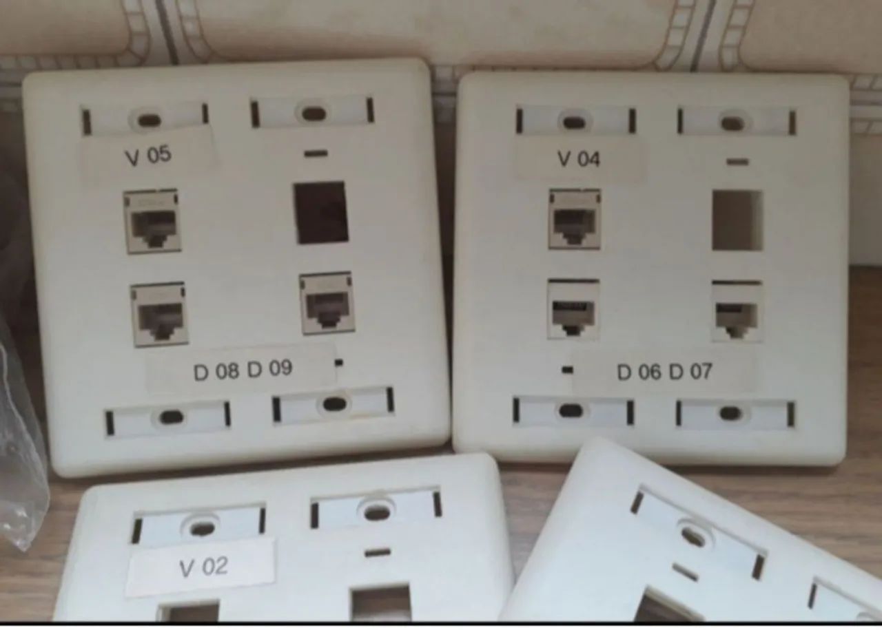 Espelhos 4x4 com Conectores RJ45 (LOTE) - Foto 2