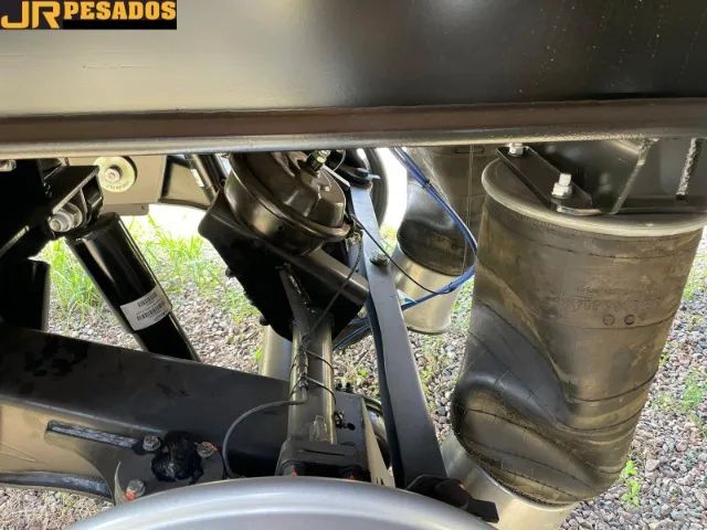 carreta graneleira 14 metros ls 4 eixos guerra zero km ano 24/24 sem pneus - Foto 10